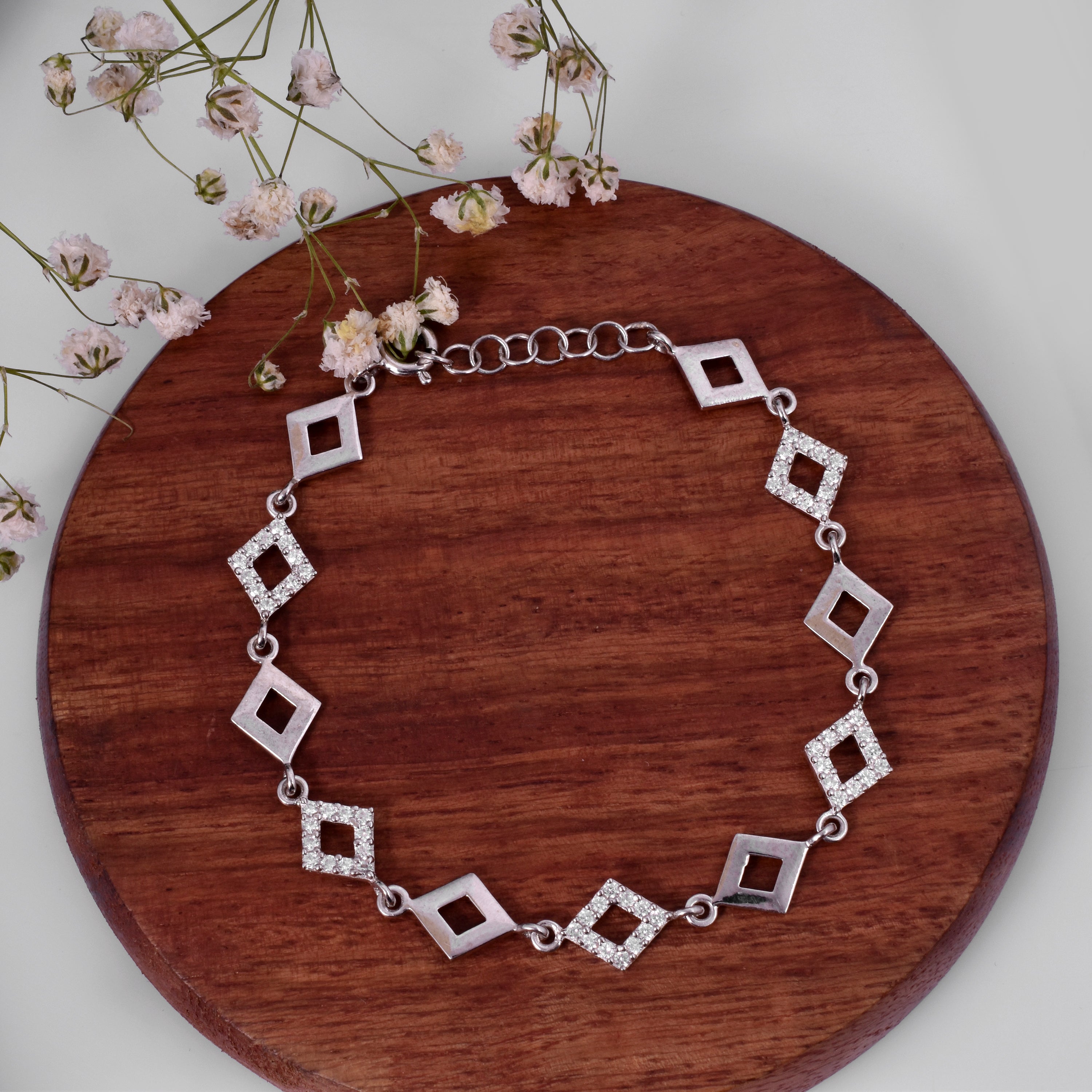 Designer Women's Bracelet - 92.5 Sterling Silver Elegant and Timeless Jewelry