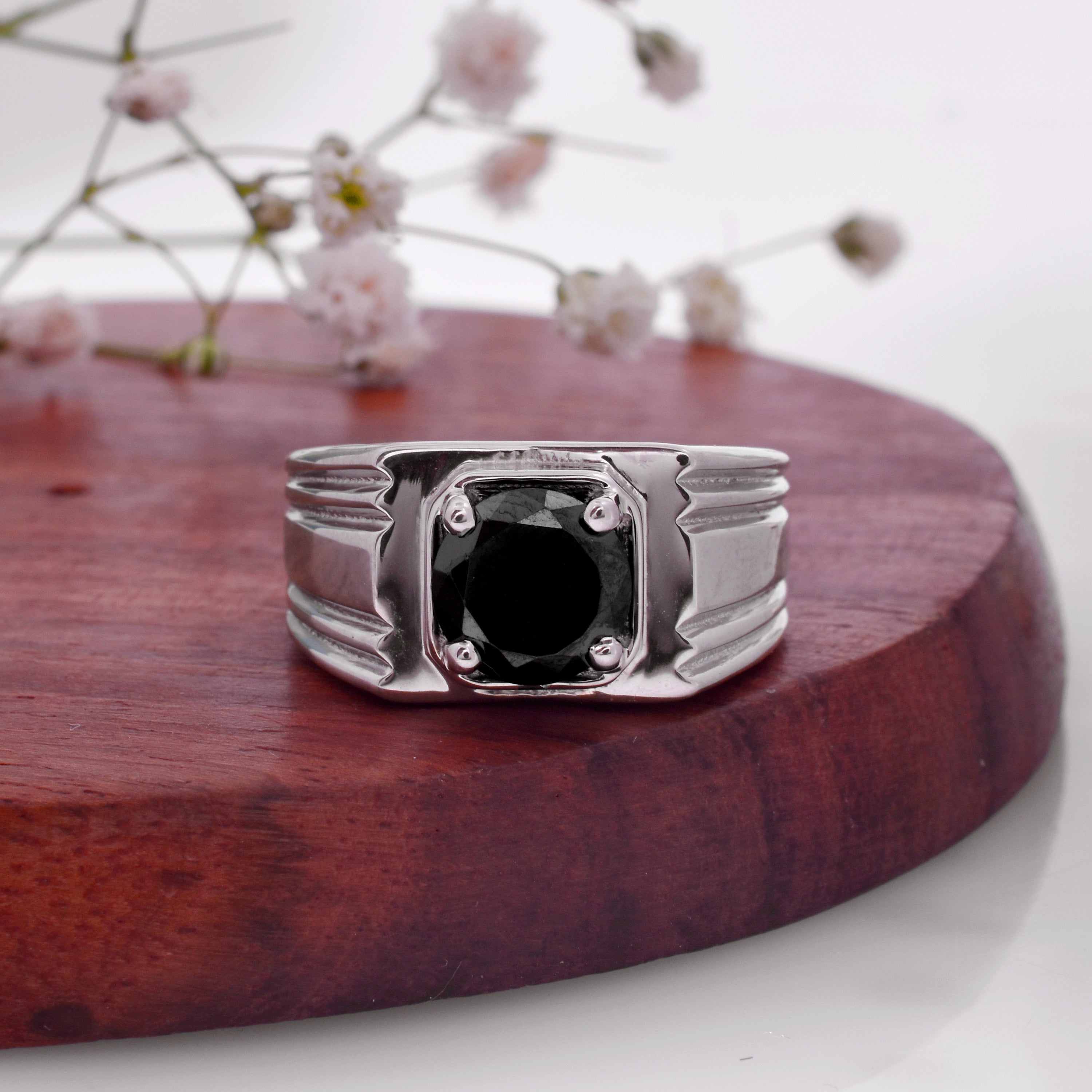 Sterling Silver Men’s Black Solitaire Ring – Modern Engagement Choice