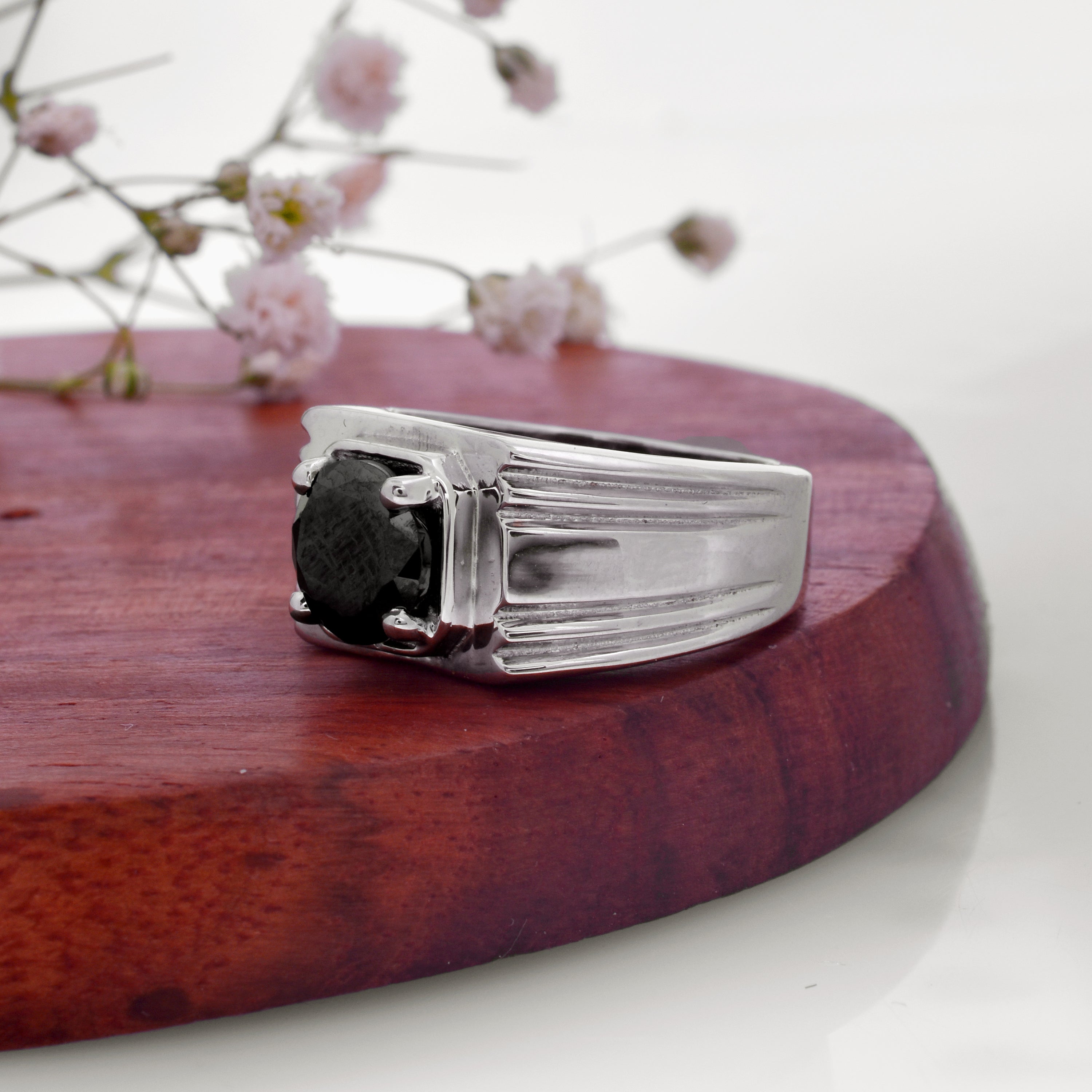 Sterling Silver Men’s Black Solitaire Ring – Modern Engagement Choice