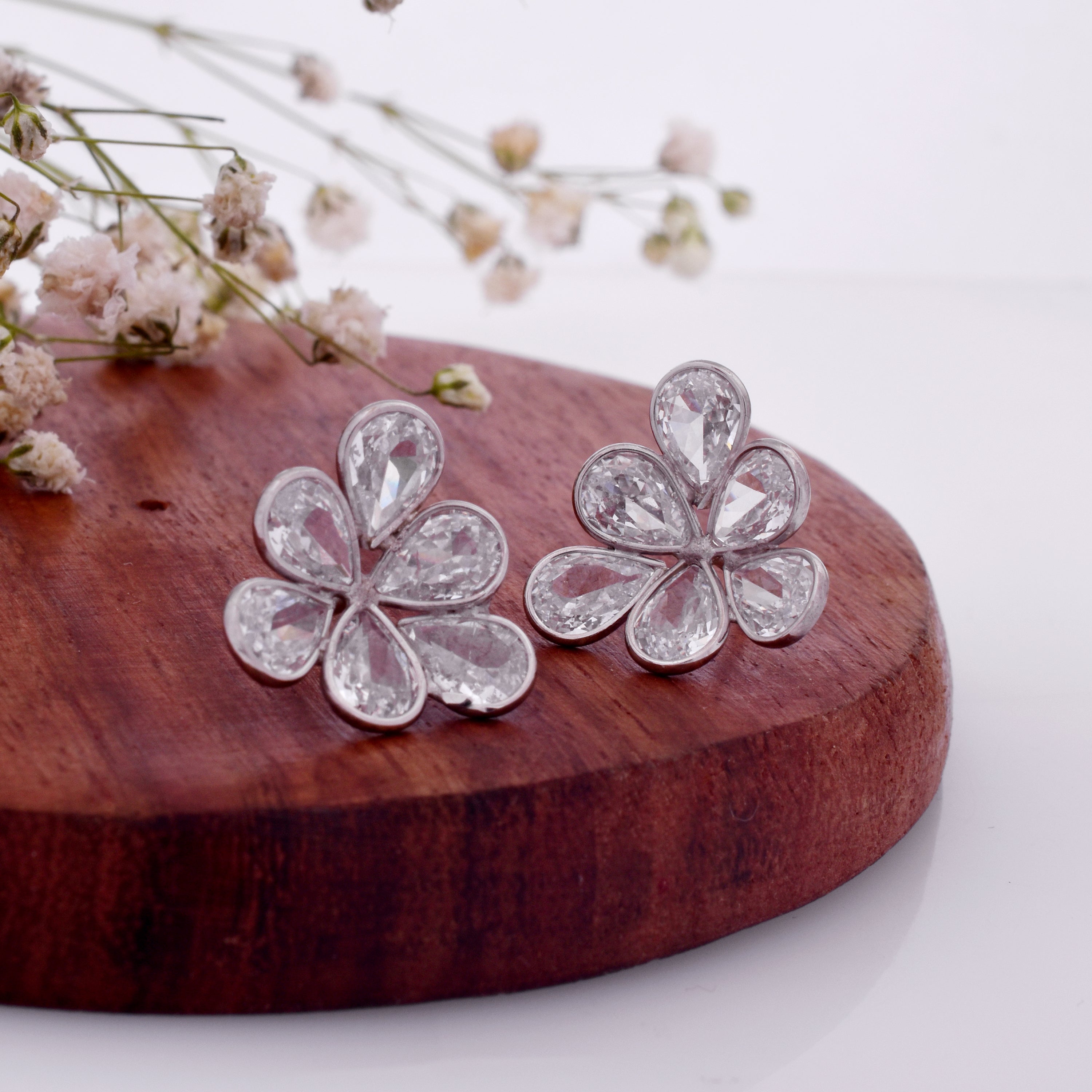 925 Sterling Silver Floral Petal Earrings – Classic and Feminine Style