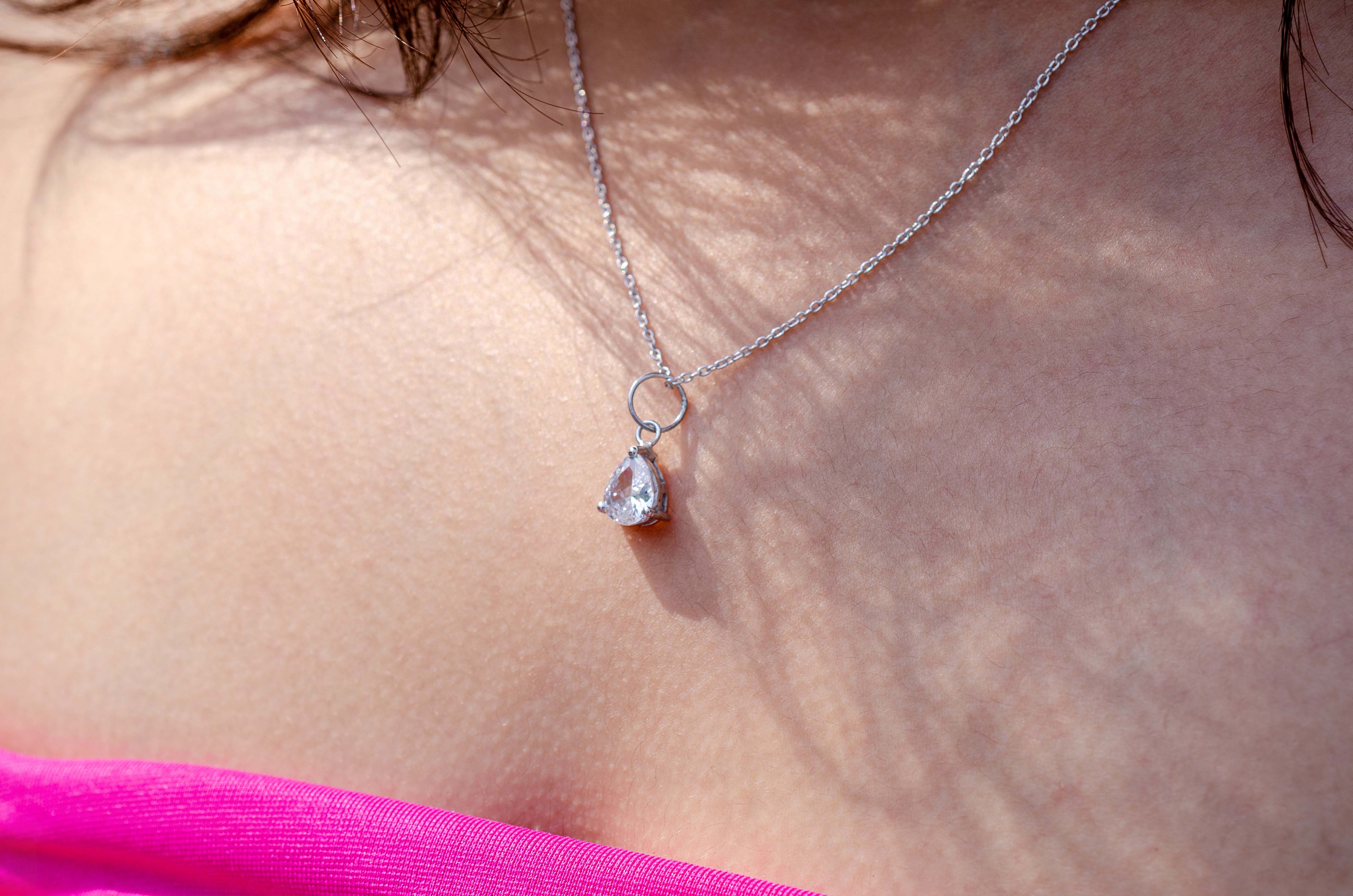 Sterling Silver Sparkling Pear Drop Necklace – A Touch of Romantic Elegance