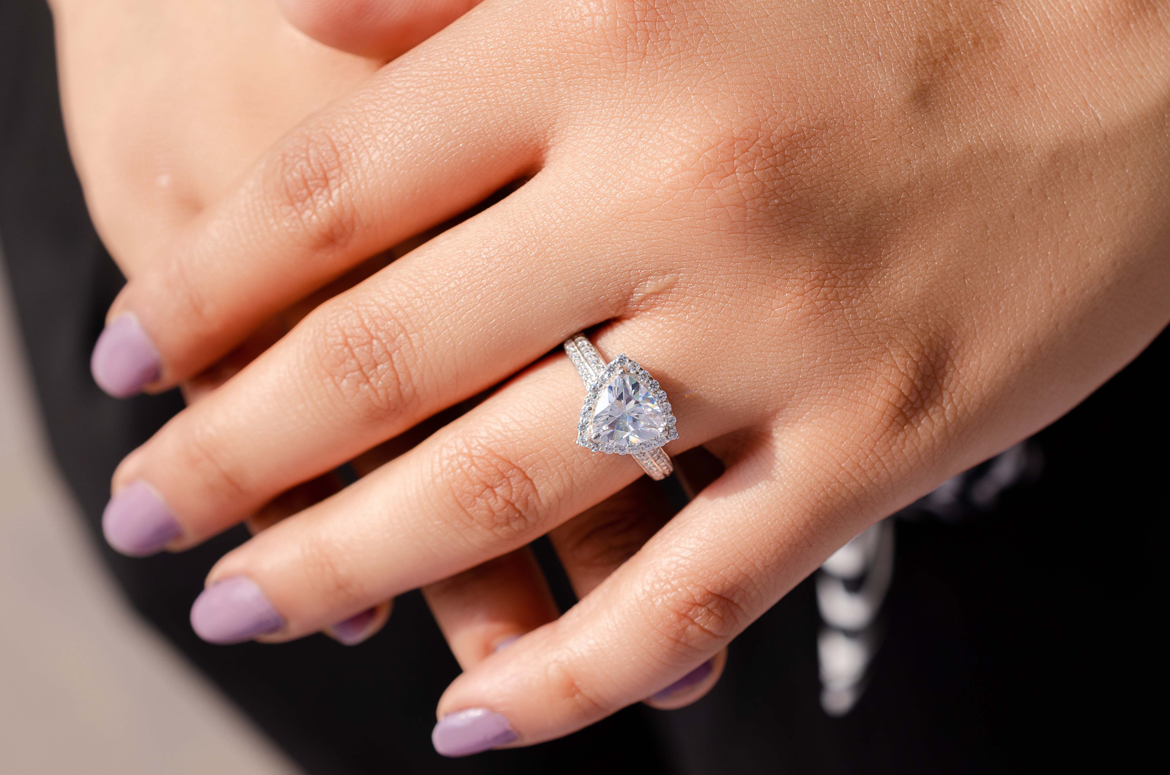 Elegant 925 Sterling Silver Solitaire Ring – Perfect Gift for Her