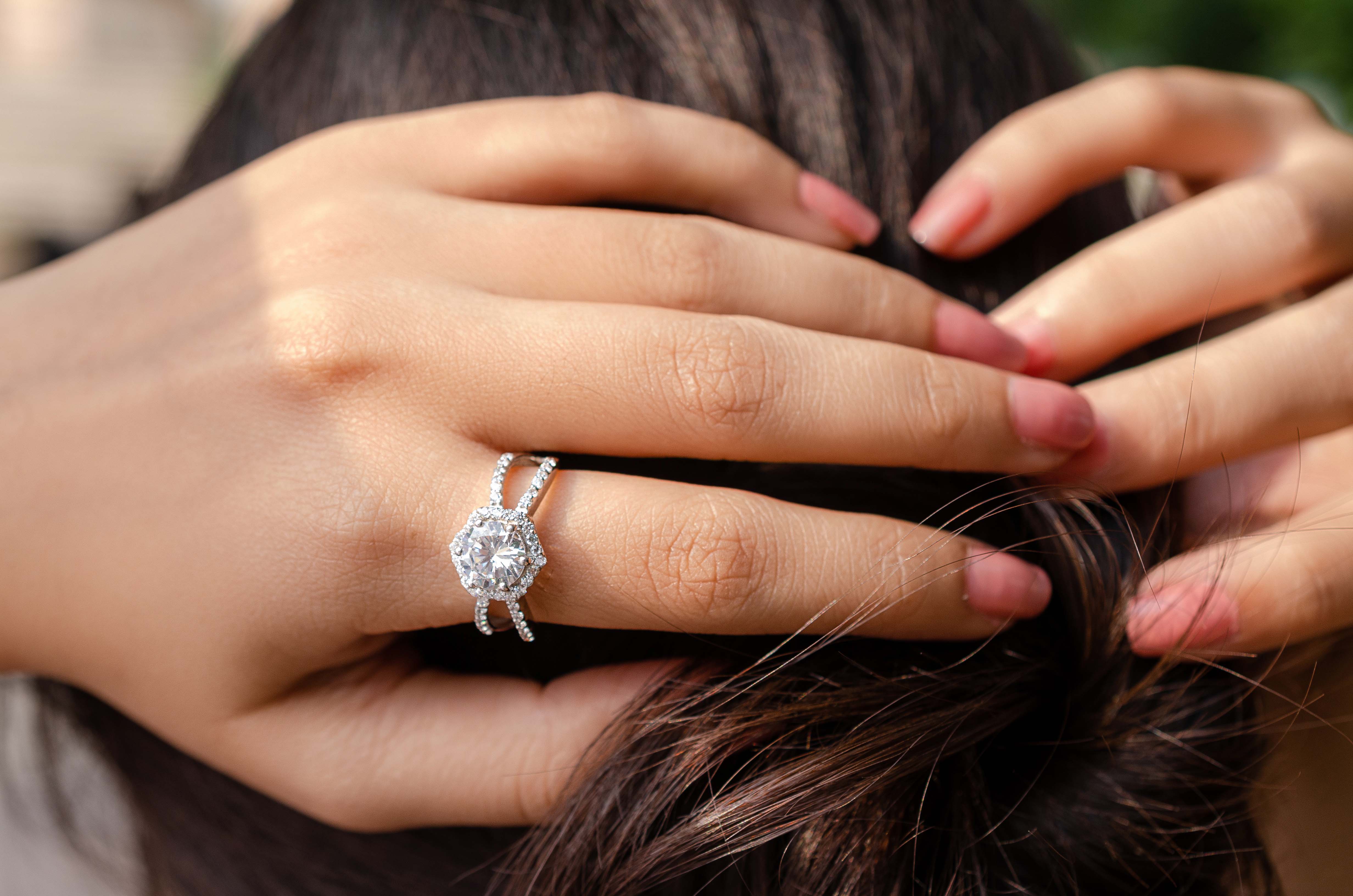 Elegant 925 Sterling Silver Solitaire Preminum Ring