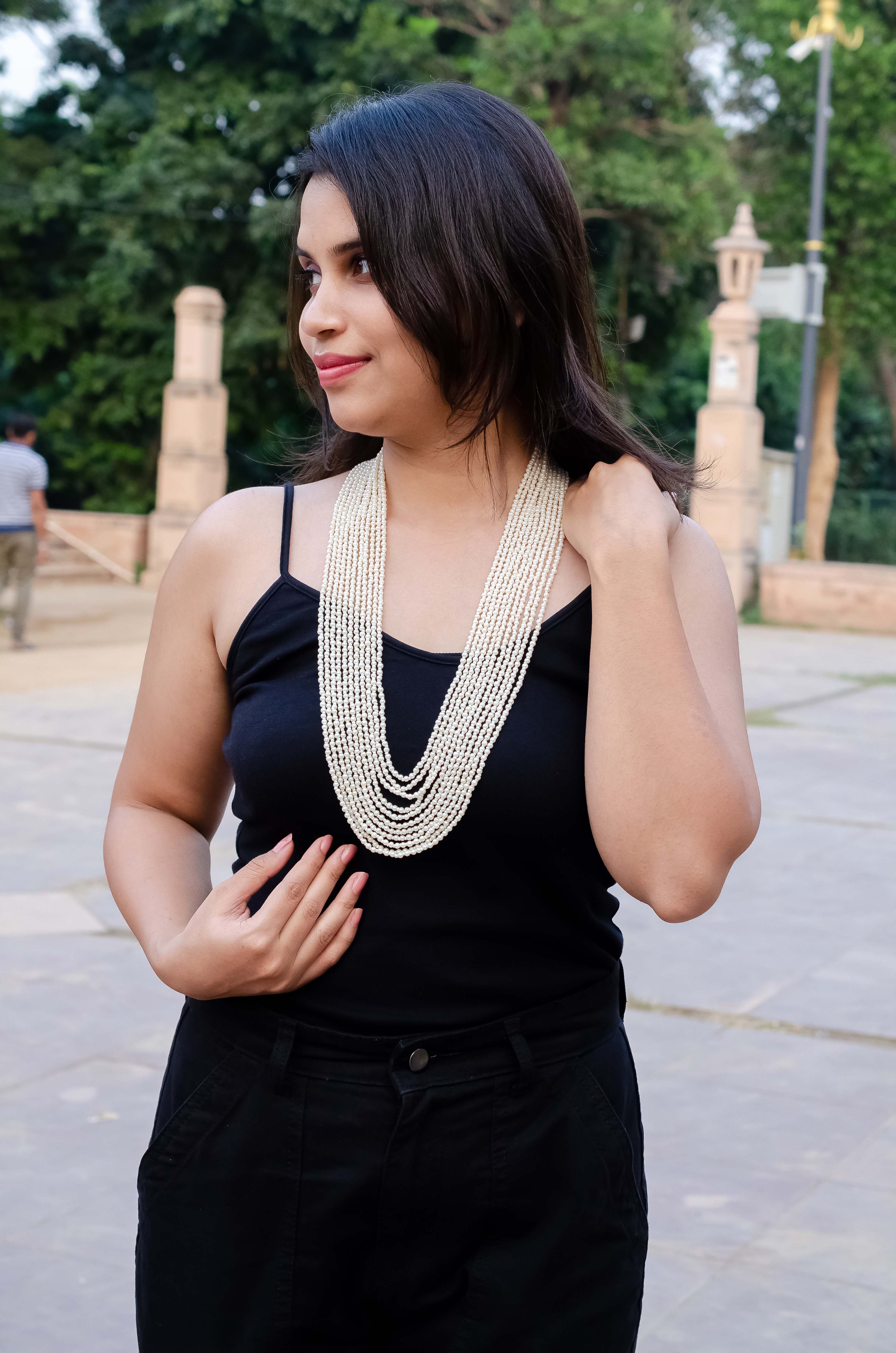 Elegant Pearl Beads Necklace for Women – Timeless Jewelry