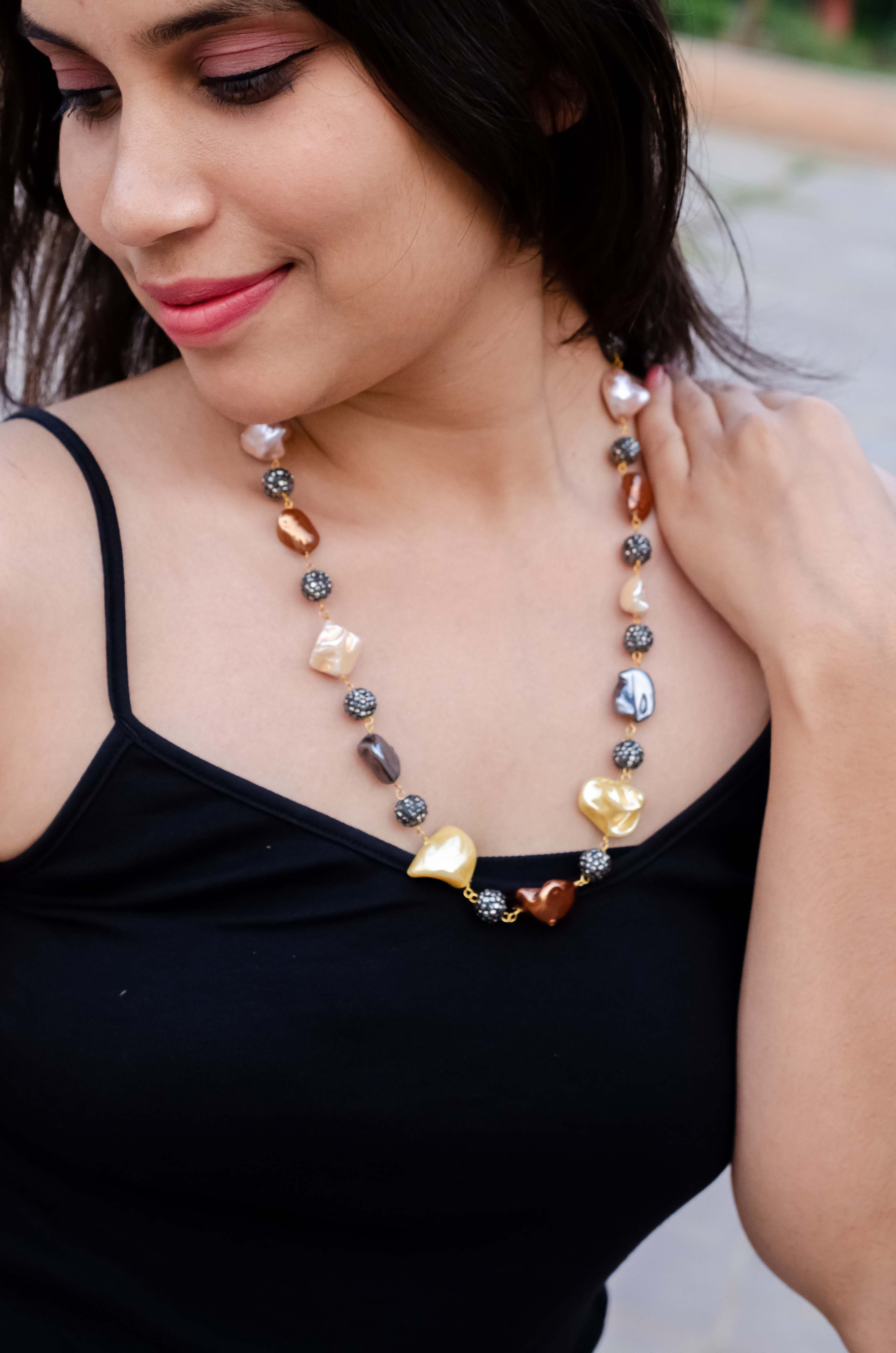 Beautiful Baroque Pearl Gemstone Layered Necklace – Elegant & Vibrant Jewelry for Her